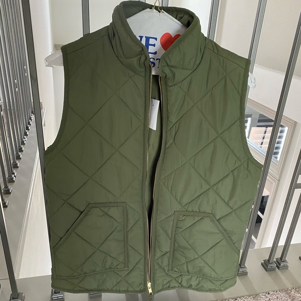 J Crew sleeveless winter vest! Olive/army color